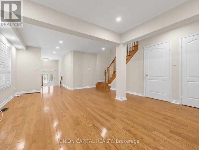 Photo - 3186 Cabano Crescent