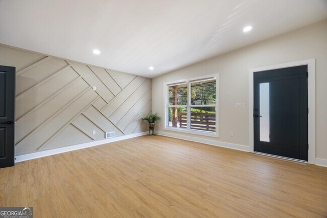 Photo - 2555 Flagstone Dr SE