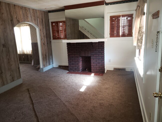 Photo - 2713 Locust St.