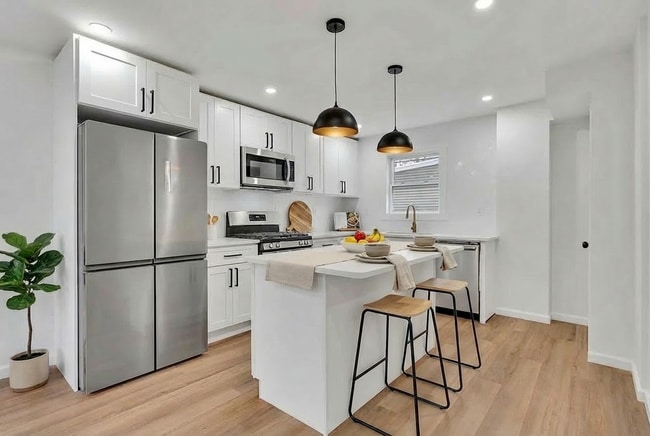 Photo - 315 Park Ave