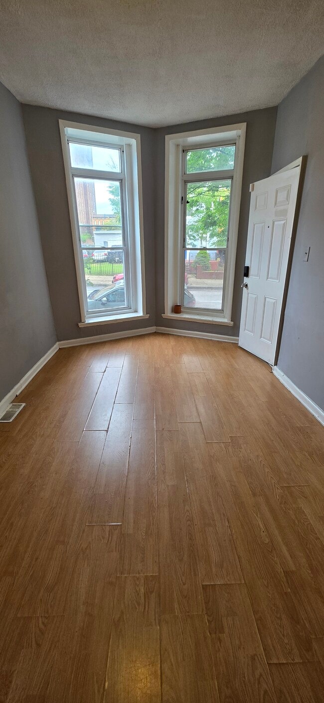 2572 McCulloh St Unidad 1