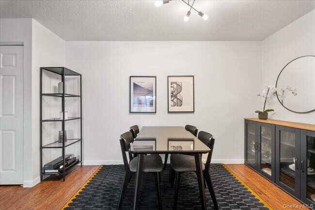 Photo - 555 Central Park Ave Unit 109