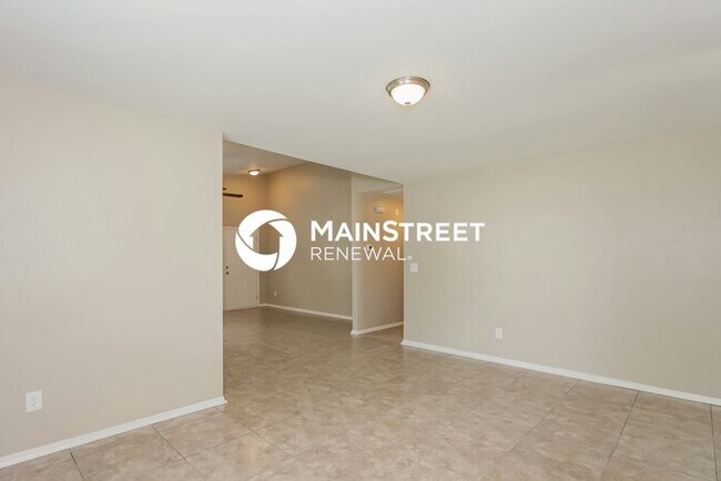 Photo - 3 Bedroom Pet-Friendly Home in Charlotte, NC with Main Street Renewal