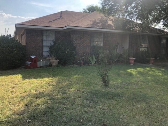 Photo - North Garland 4 bedroom