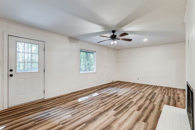 Photo - Private Home on Spacious Lot in Browns Sum...