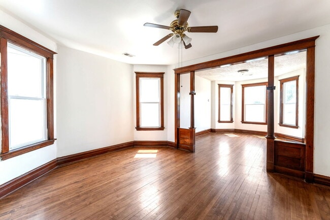 Photo - 1921 N Pulaski Rd Unit 2