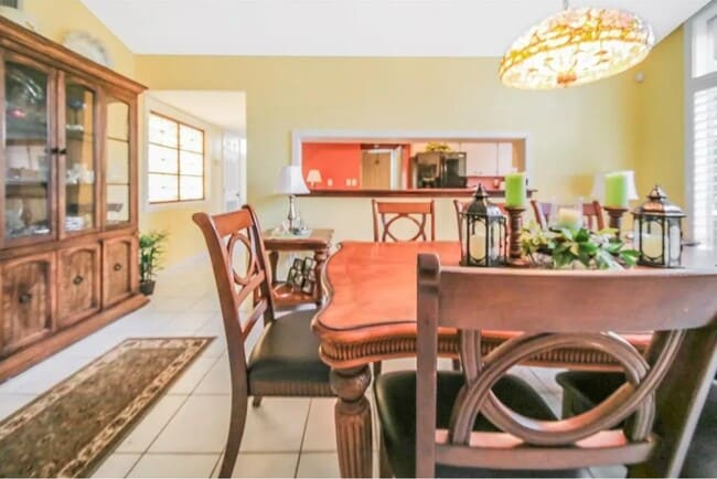 Photo - 107 Canterbury Dr