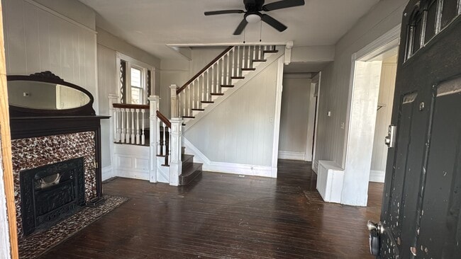 Photo - 705 Franklin St