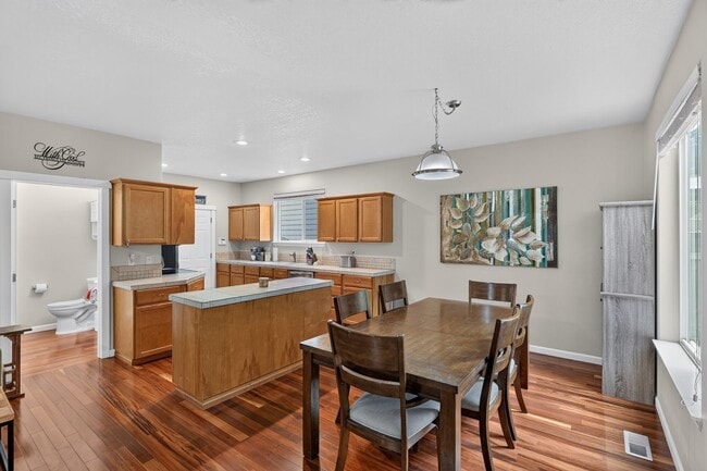 Photo - 3 Bedroom/2.5 Bath + Bonus Room & Outdoor living