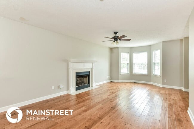 Photo - 610 Hogan Dr