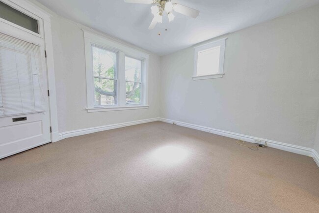 Photo - 4330 Gertrude Ave Unit 4330