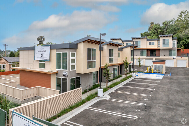 Now Leasing! Brand New Townhome Apartments... - Now Leasing! Brand New Townhome Apartments...