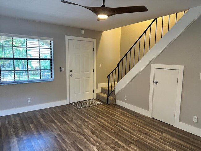 Photo - 620 NE 28th St Unit 207