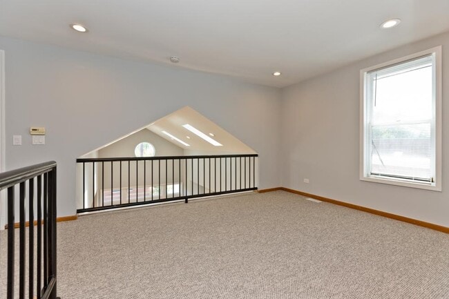 Photo - 3 bedroom in Chicago IL 60614 Unidad 3