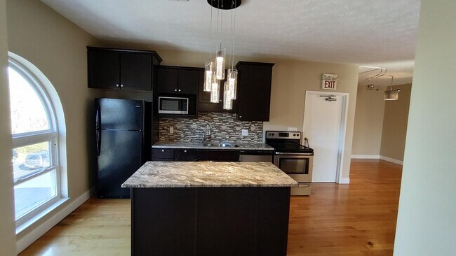 Photo - 236 Main St Unidad 3