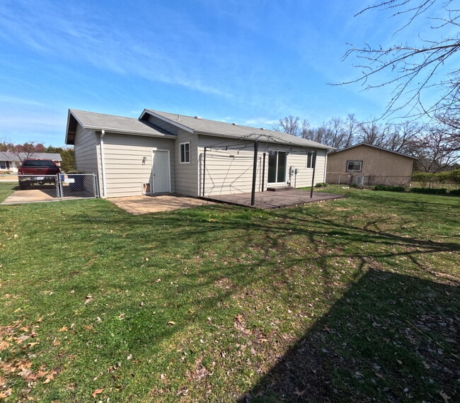 Photo - 310 Roanoke Dr