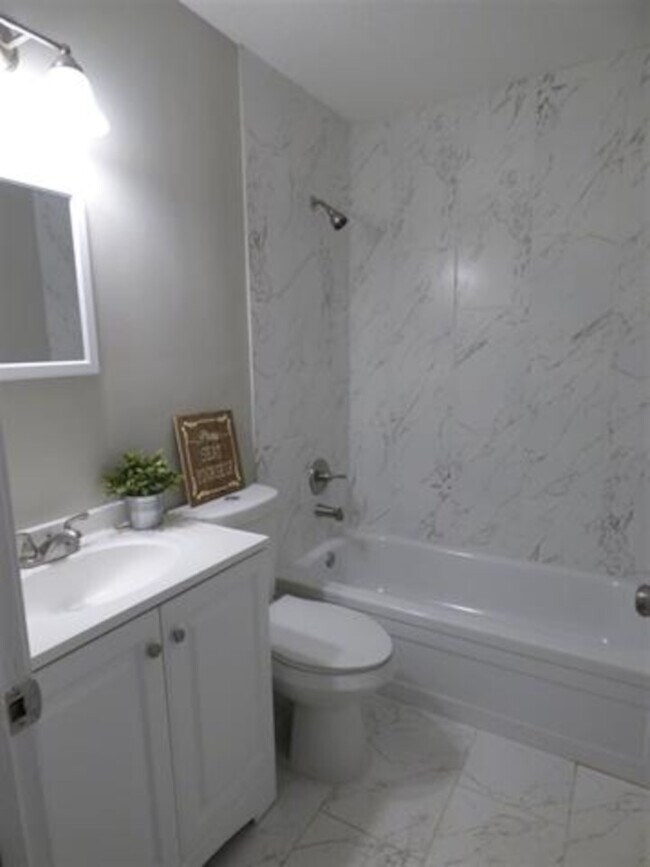 Photo - 605 Patterson St Unit 8