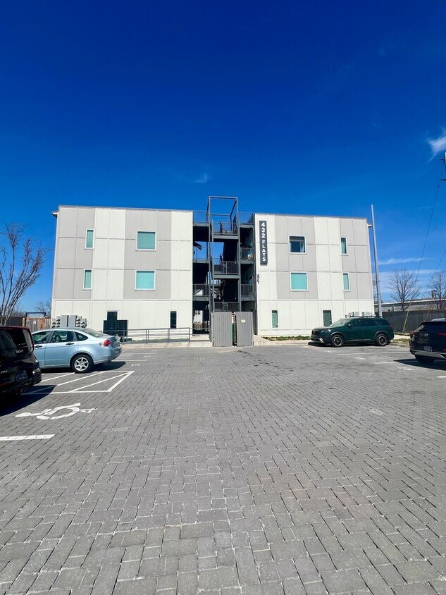 1 Bed 1 Bath Condo Minutes to Downtown w/ ... - 1 Bed 1 Bath Condo Minutes to Downtown w/ ...