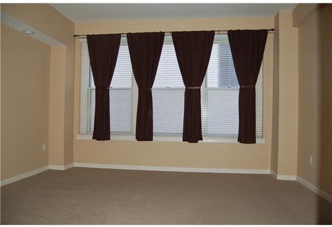 bedroom 3 - 66 Monroe Ave Unit 207