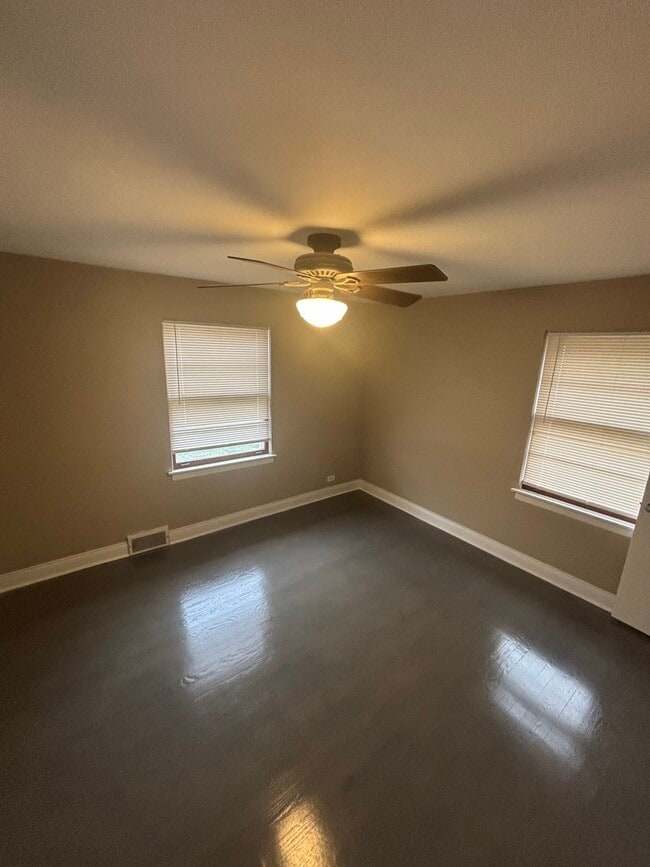 Photo - 3334 Prairie Ave