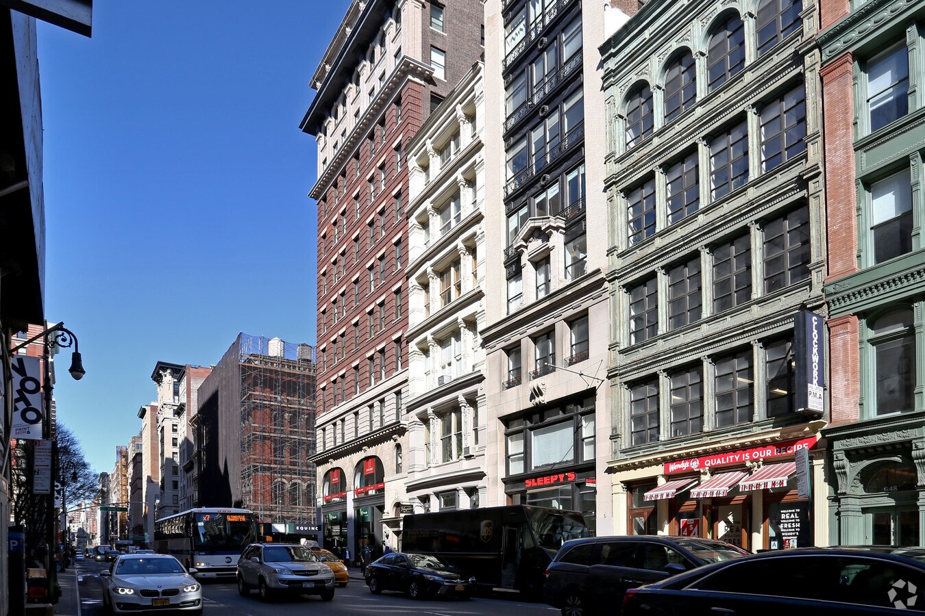 Photo - 654 Broadway