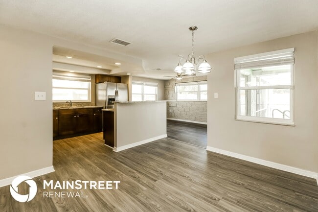 Photo - 7025 Rockwood Dr