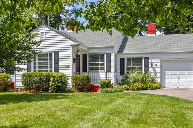 208 Marvin Ave