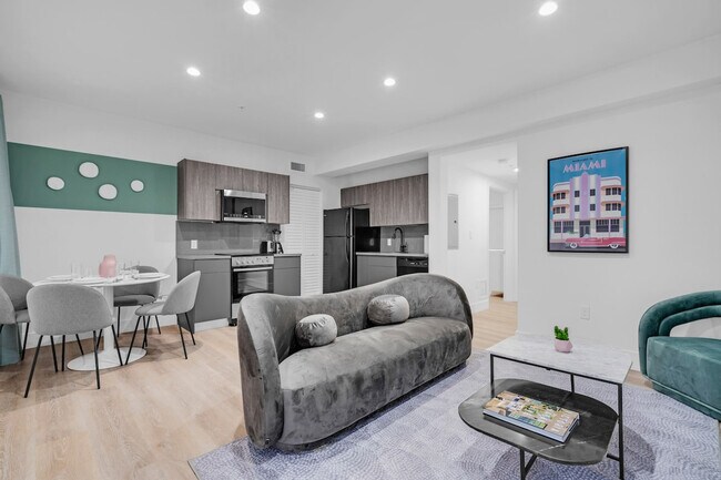 Photo - 1561 Alton Ct Unidad SI ID1540456P