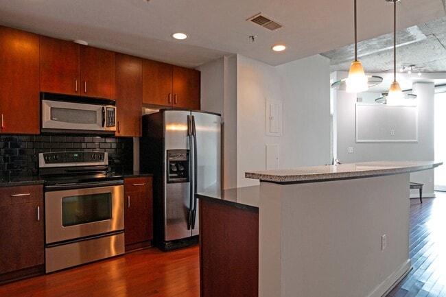 Photo - 361 17th St NW