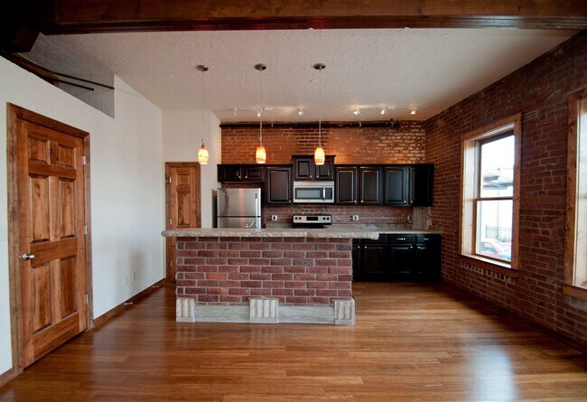 Photo - Union Biscuit Warehouse 107 Unidad UB 107