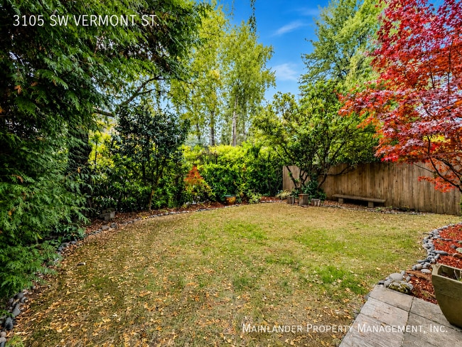 Photo - Darling 2 Bed 1 Bath 1940's Cottage Near Multnomah Village is a Must See!
