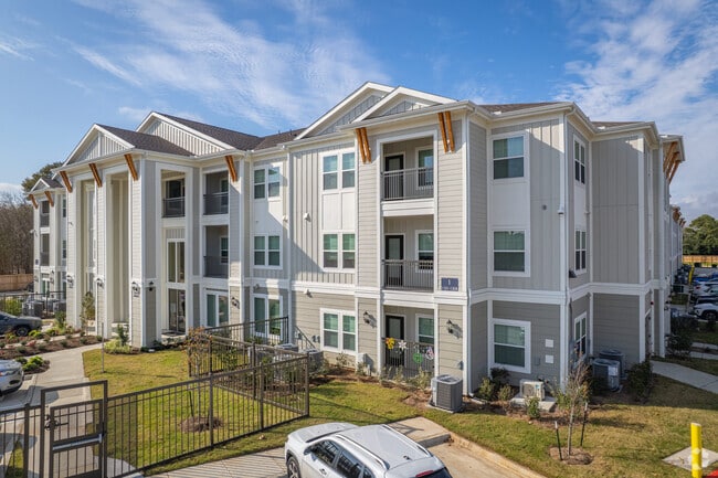 Building Photo - The Laurel at Blackhawk 55+