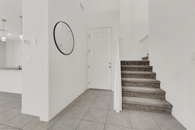 Photo - 5713 Justin Robert St