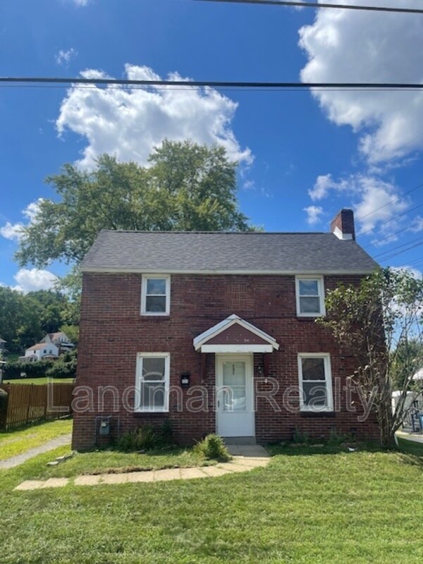 Photo - 131 Freda St House