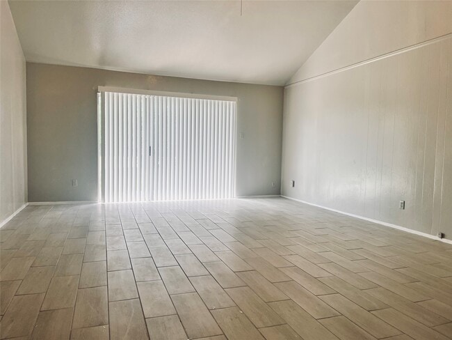 Photo - 1815 Westwood Dr