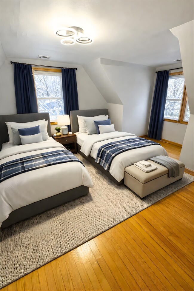 Photo - 24 Bloomfield Way