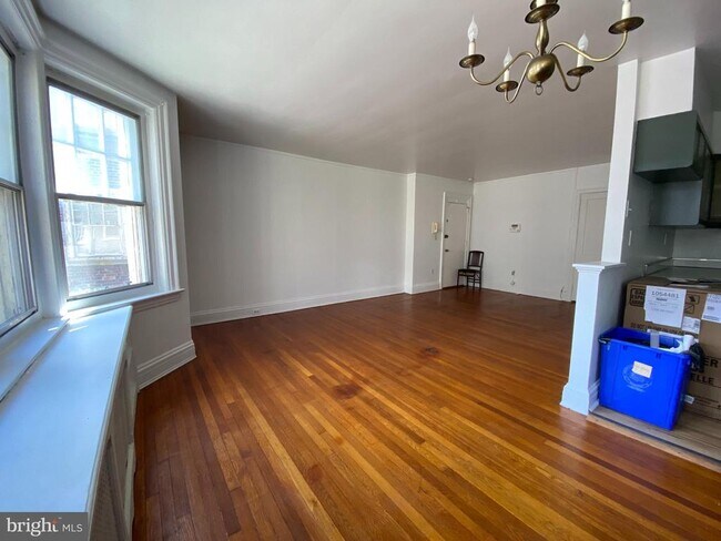 Photo - 4643 Pine St Unit C510