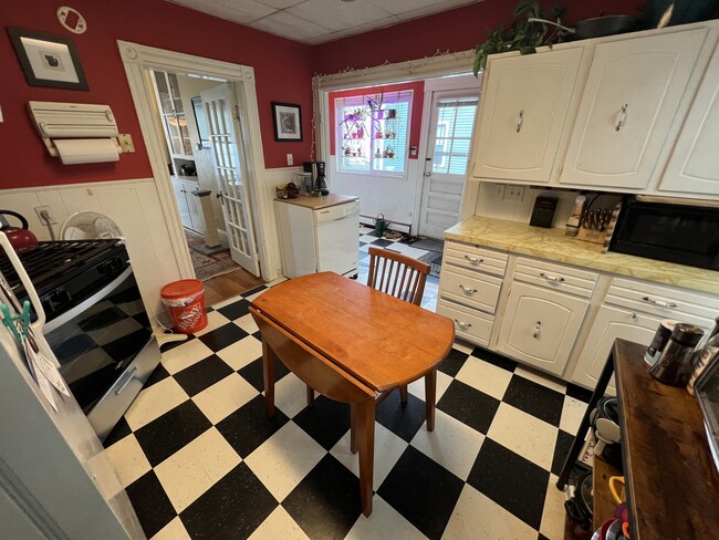 Building Photo - 12 Craigie Ter Unit #2