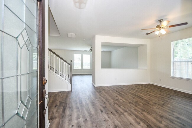 Photo - 21610 Woodoak Ct