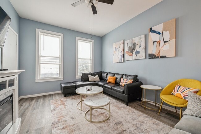 Photo - 2818 N Ashland Ave Unit 1