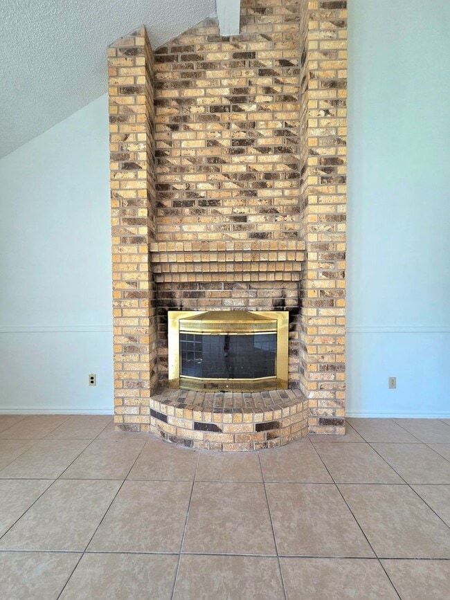 Photo - NEW IN MANAGEMENT - AVAILABLE NOW!