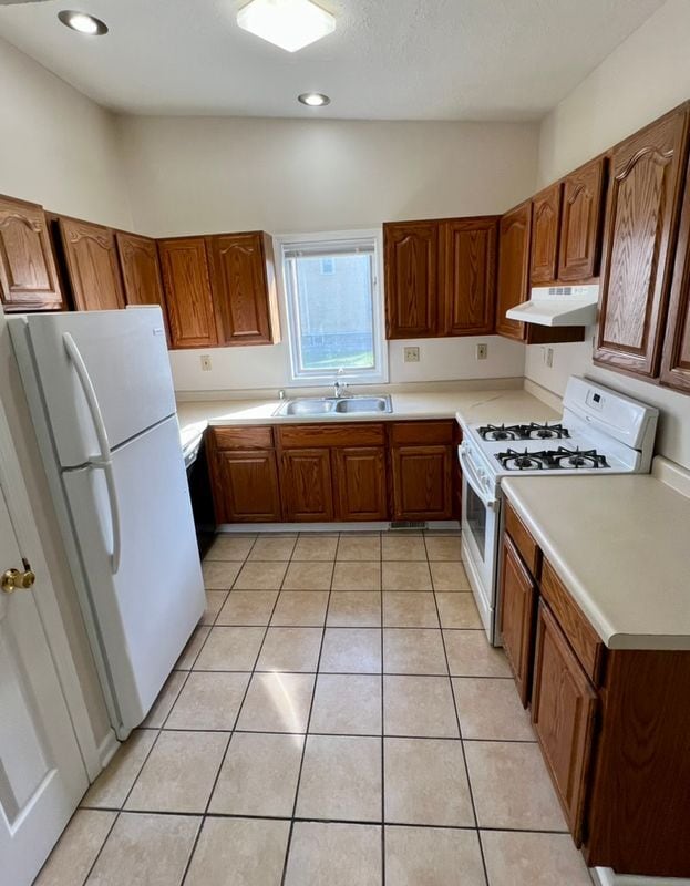 Photo - 1823 Hutchins Ave