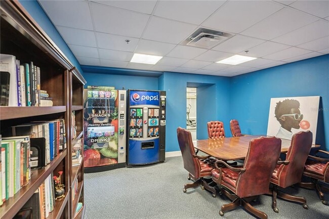 Photo - 151 E Washington St Unidad PH3B