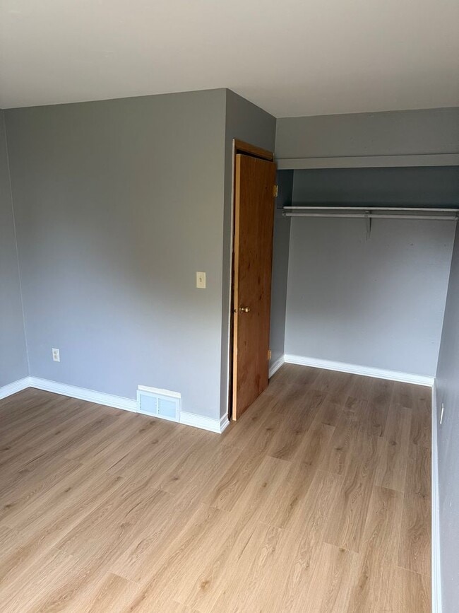 Photo - 3 Bed/1.5 Bath Condo for Rent!!