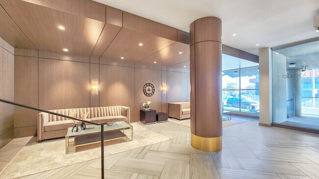 Photo - 2500 Bathurst Street Apartments