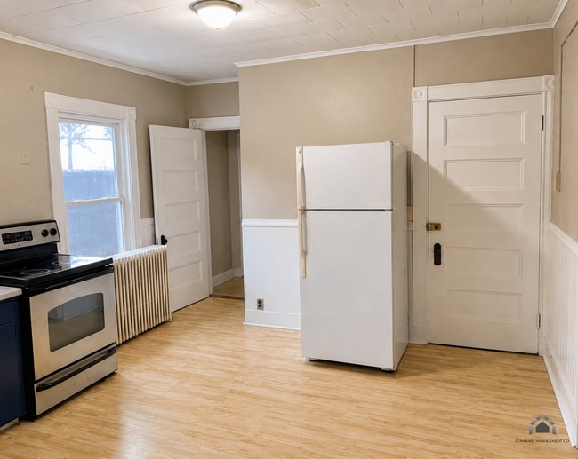 Photo - 16 West St Unit 2