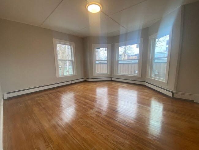 Photo - 142 N Mechanic St Unit Apt 1