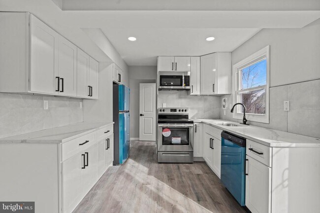 Photo - 48 Marboro Ln