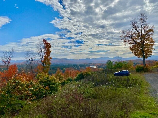 Photo - 63 Palisade Park Way