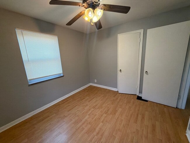 Photo - 6921 Pin Oak Dr